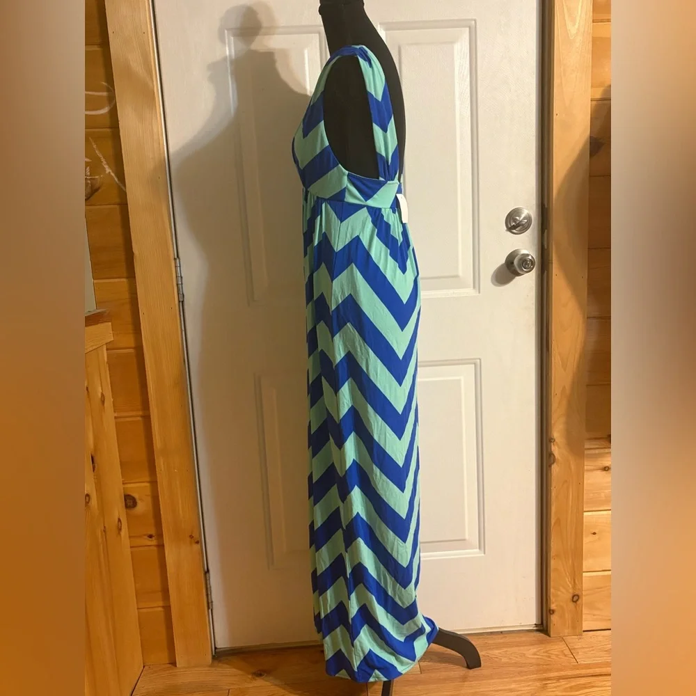 J. Crew Blue and Mint Chevron Maxi Dress size Small NWT